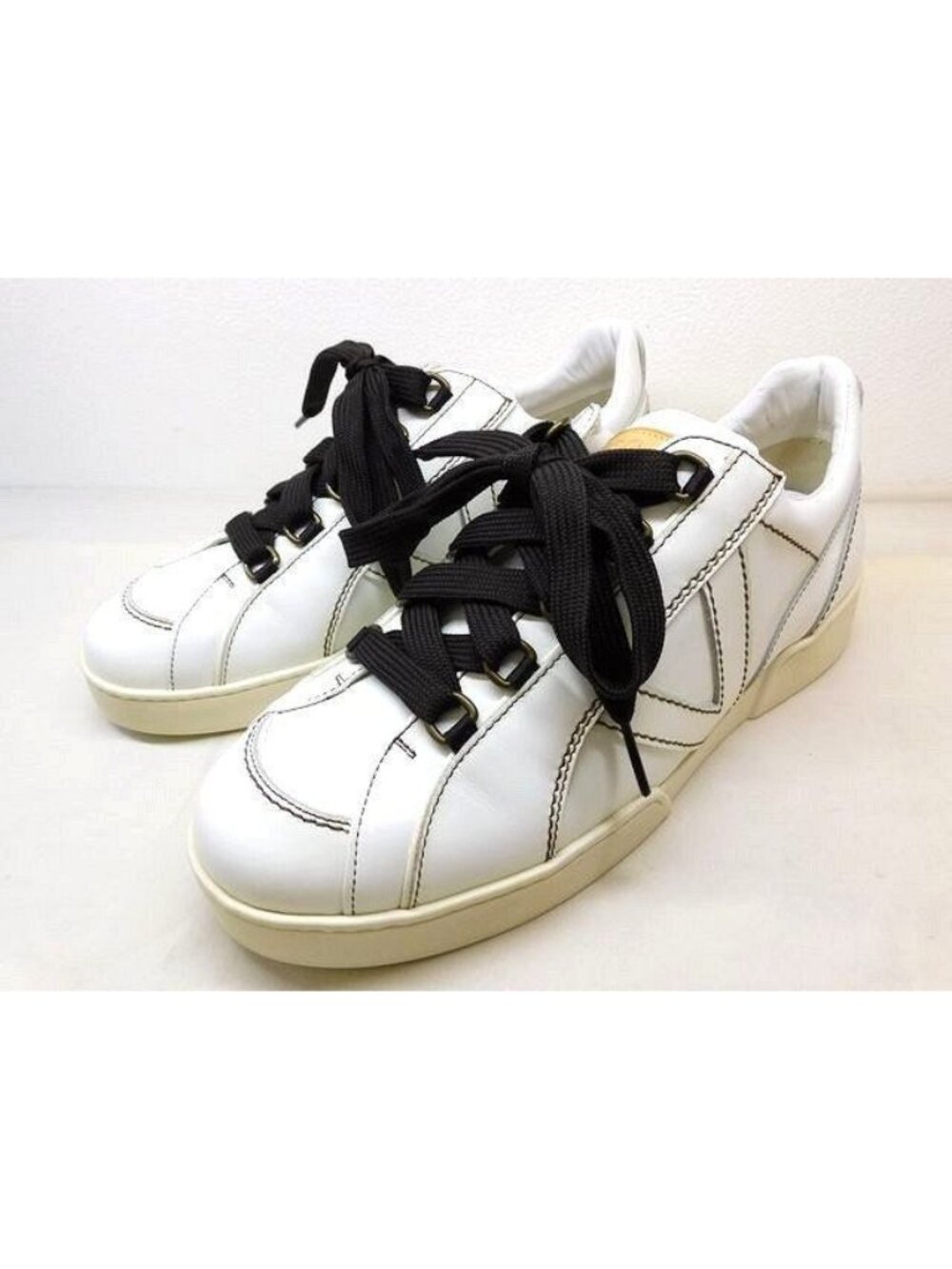 Louis Vuitton Sneakers White Leather Low-Cut 6